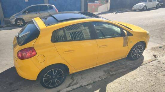 FIAT BRAVO 1.8 SPORTING 16V FLEX 4P AUTOMATIZADO FIAT BRAVO 1.8 SPORTING 16V FLEX 4P AUTOMATIZADO